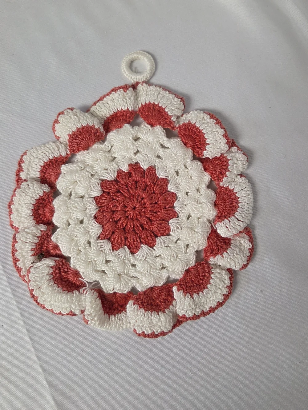 Beautiful Collectible Handmade Crocheted Potholder Red Cream 5